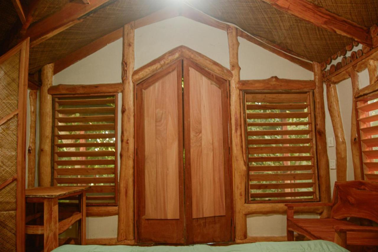Tukulolo Treehouses Makaunga 外观 照片