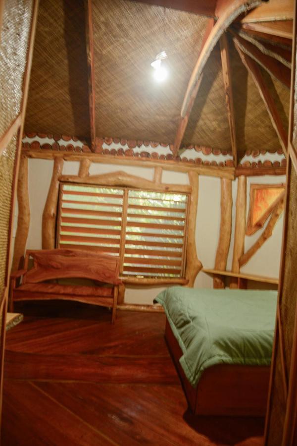 Tukulolo Treehouses Makaunga 外观 照片
