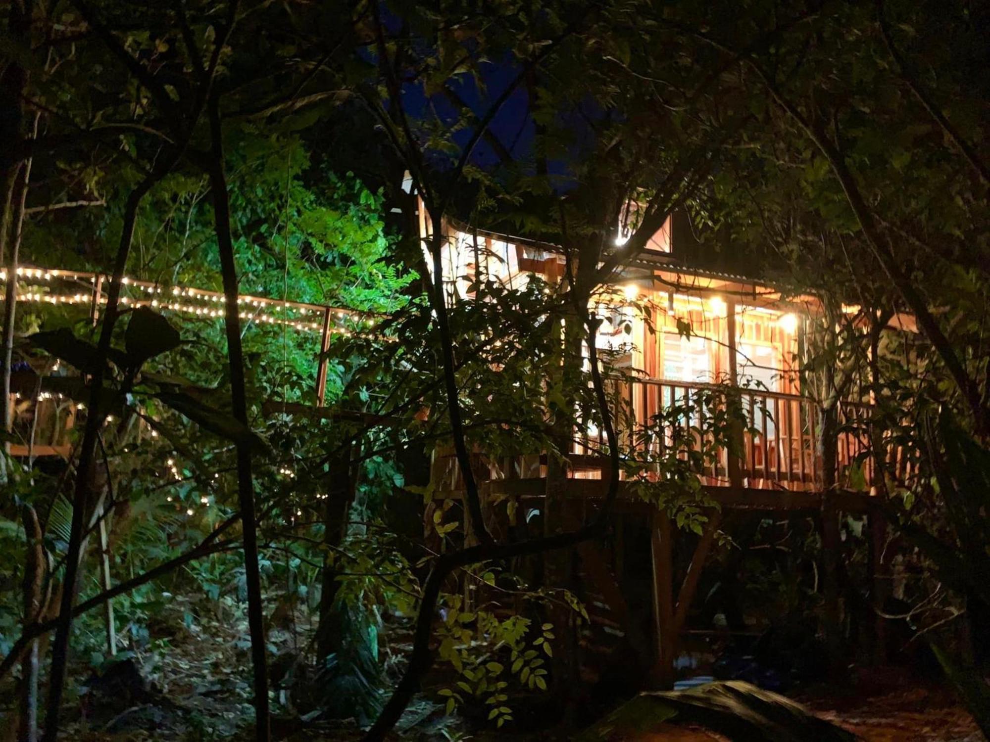 Tukulolo Treehouses Makaunga 外观 照片