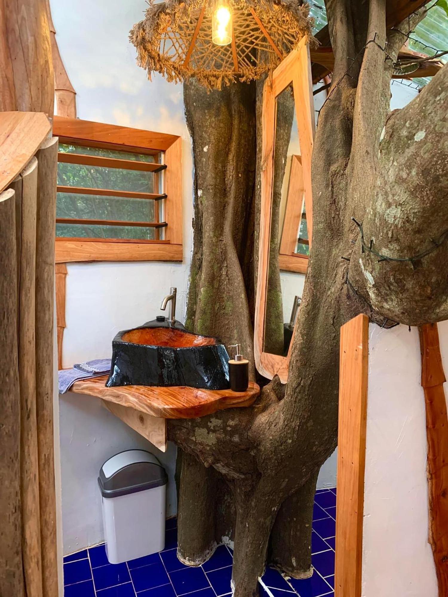 Tukulolo Treehouses Makaunga 外观 照片